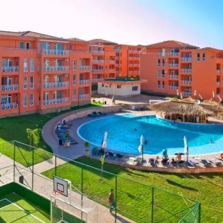 Private At Sunny Day 6 Complex